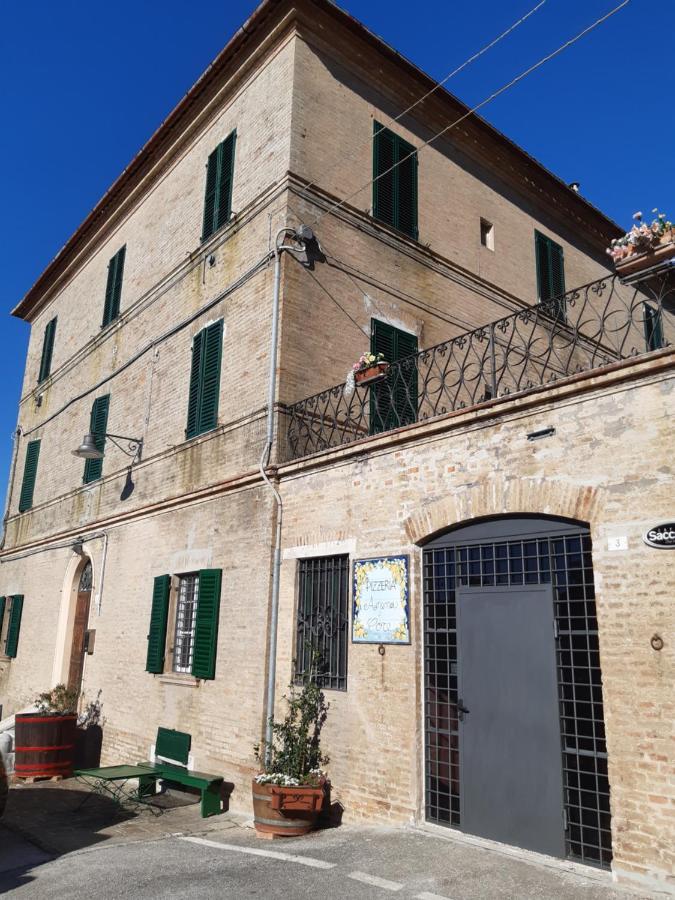 Palazzo Tuemi Apartment Castelplanio Luaran gambar