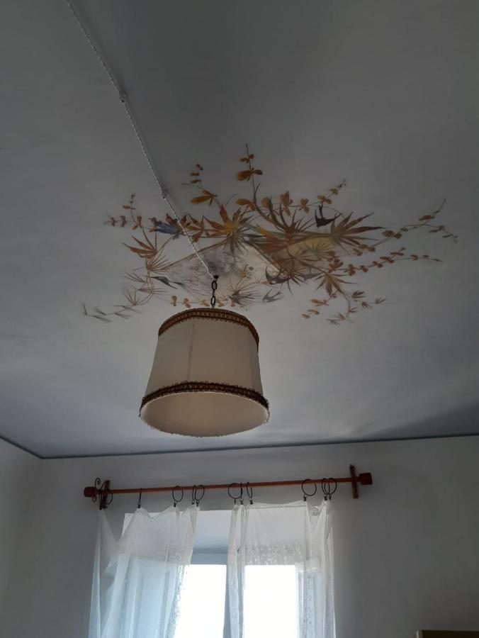 Palazzo Tuemi Apartment Castelplanio Luaran gambar